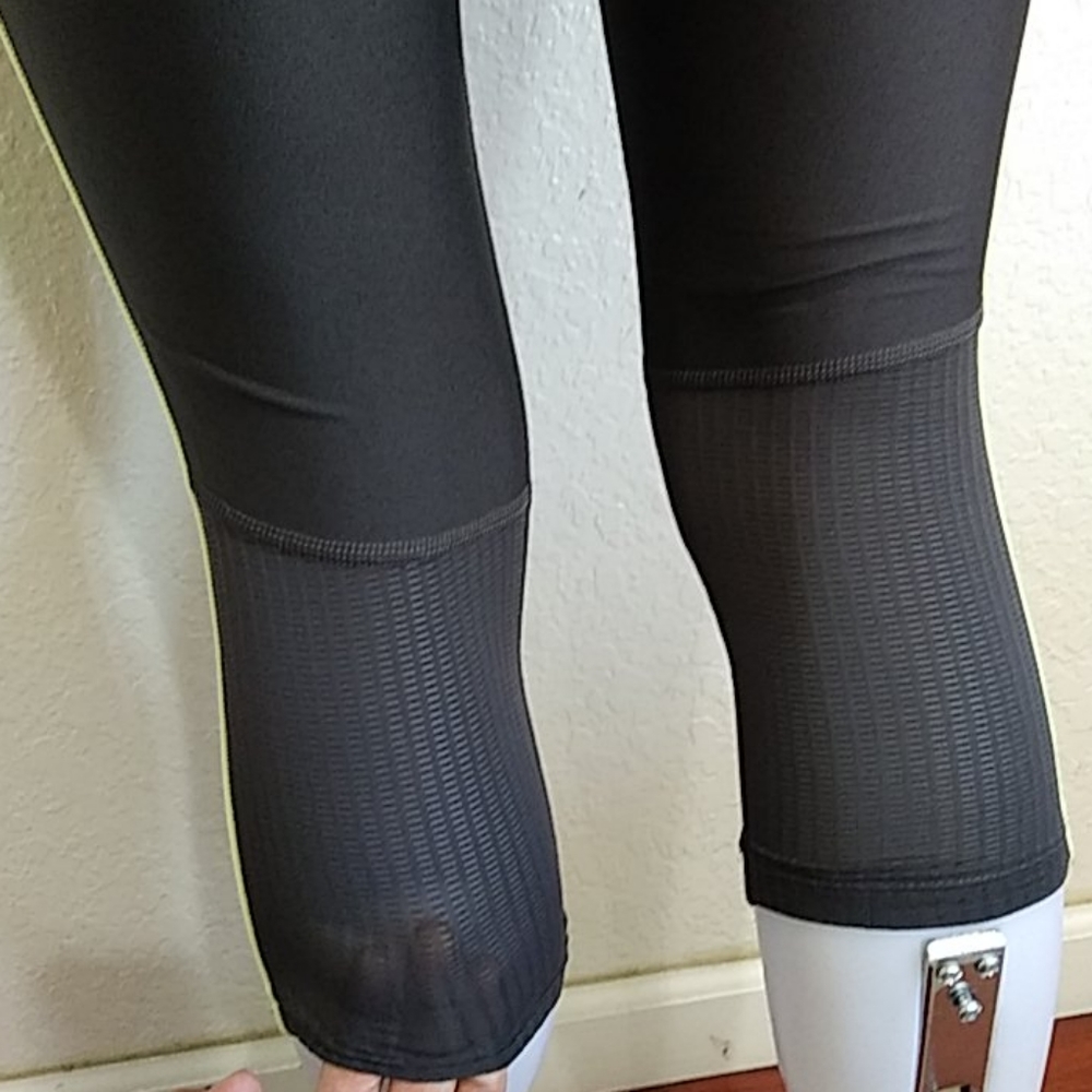 NWT Under Armour Leggins - Picture 6 of 9